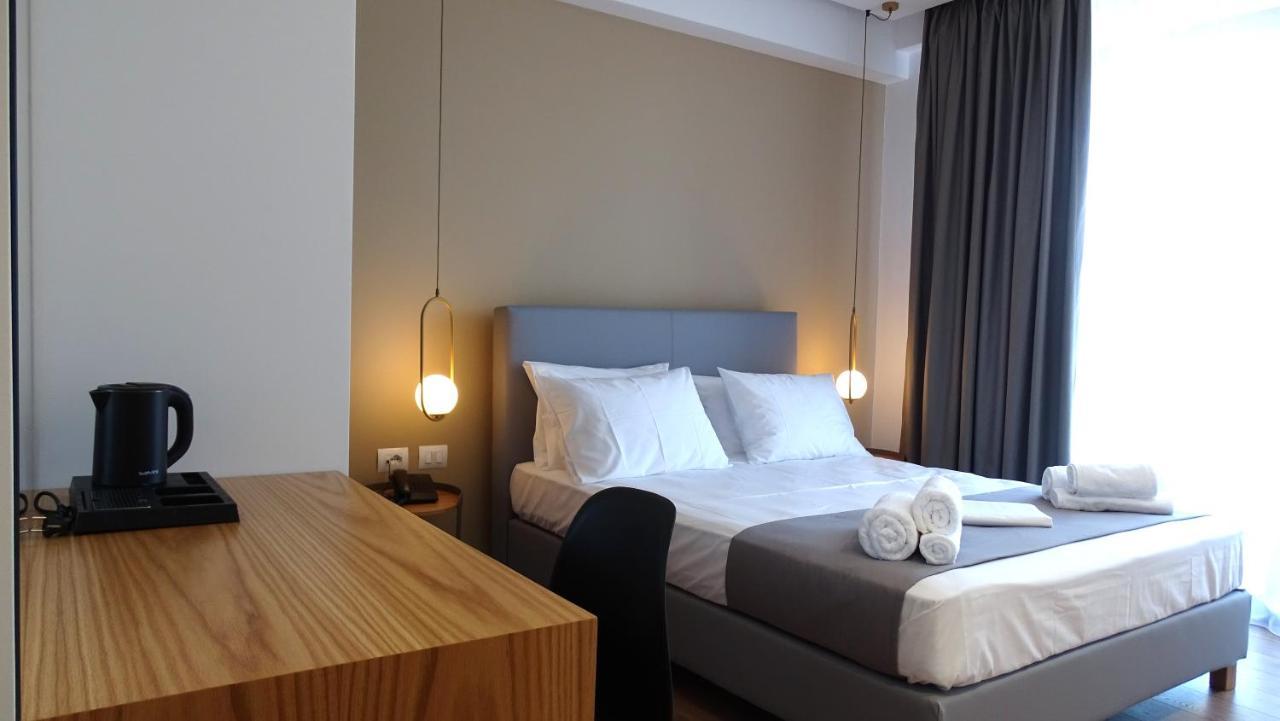 Valmar Hotel Ksamil Buitenkant foto