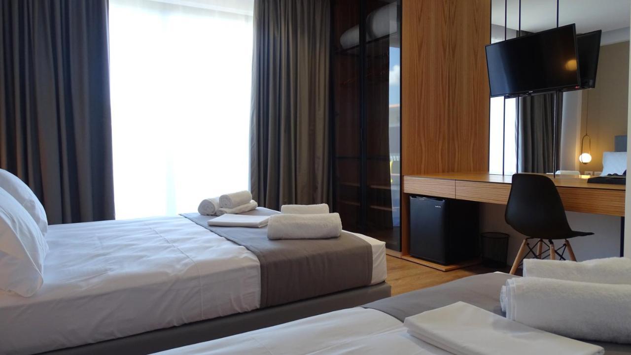Valmar Hotel Ksamil Buitenkant foto
