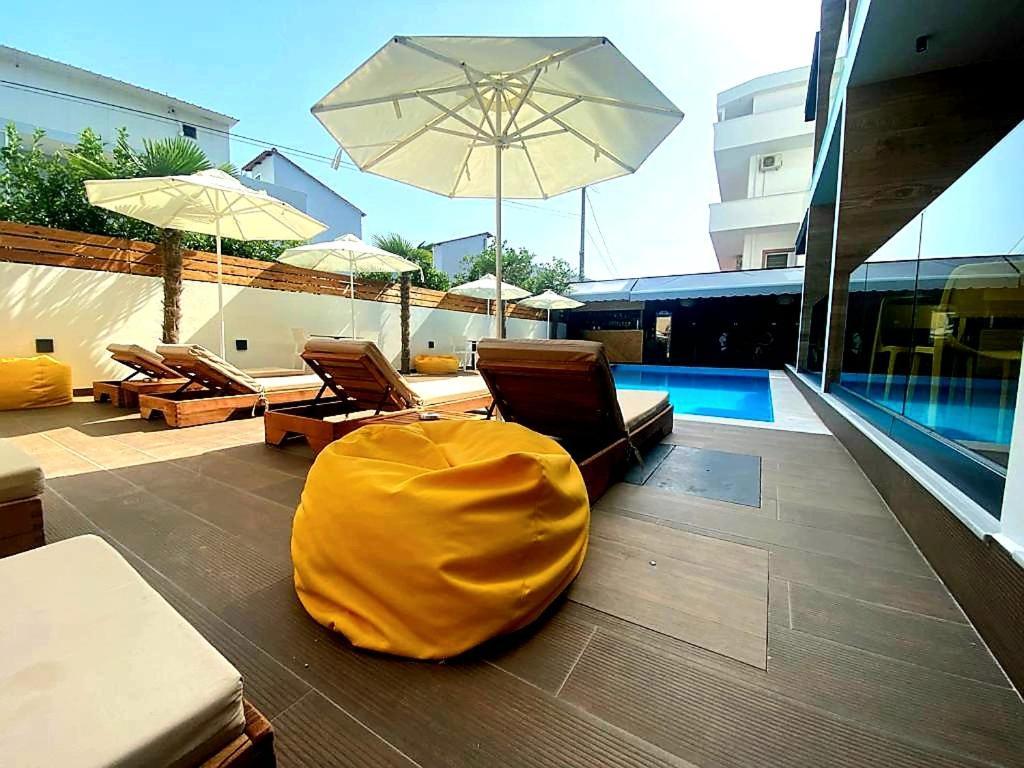 Valmar Hotel Ksamil Buitenkant foto
